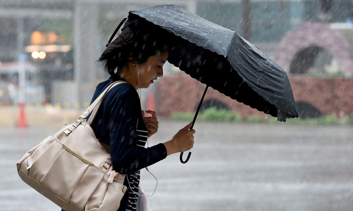 Giappone, il tifone Mindulle – Foto Giappone, il tifone Mindulle – Foto