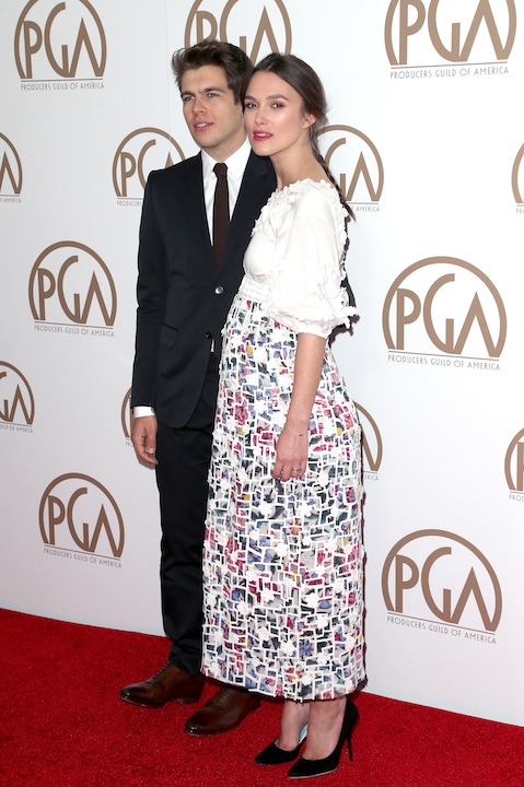 Keira Knightley: “Ho perso i capelli e devo usare le parrucche” Keira Knightley: “Ho perso i capelli e devo usare le parrucche”