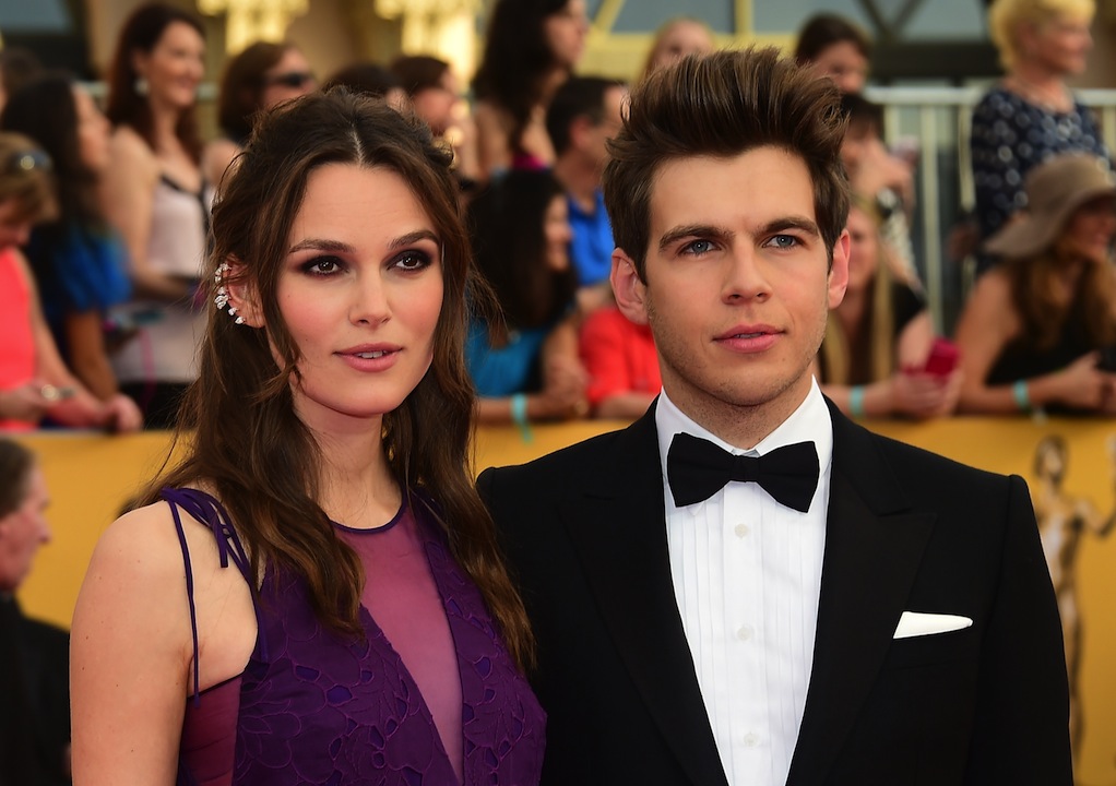 Keira Knightley: “Ho perso i capelli e devo usare le parrucche” Keira Knightley: “Ho perso i capelli e devo usare le parrucche”