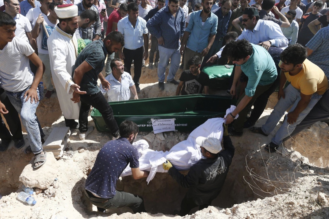 Tra Turchia e Iraq, le stragi dei “leoncini” dell’Isis