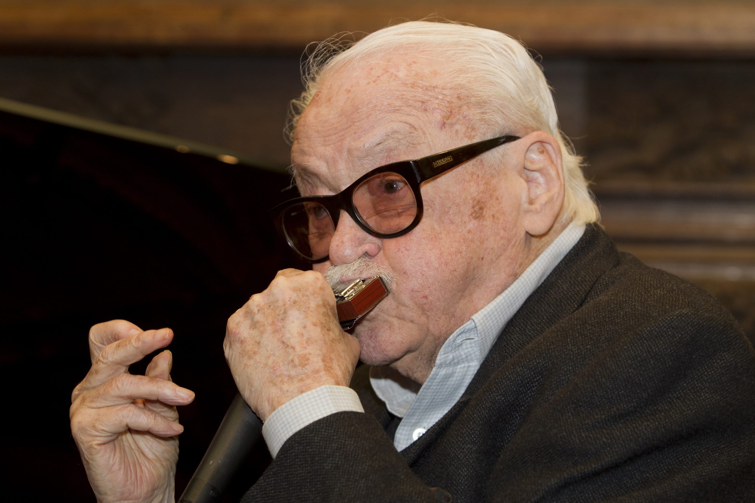 Addio a Toots Thielemans, il re dell’armonica jazz – I 5 brani cult