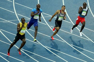 Usain Bolt vince oro nei 200 metri Rio 2016 | video