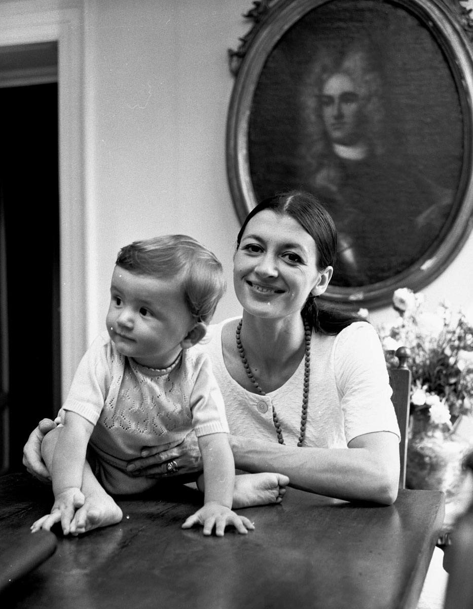 Carla Fracci compie 80 anni – Foto Carla Fracci compie 80 anni – Foto