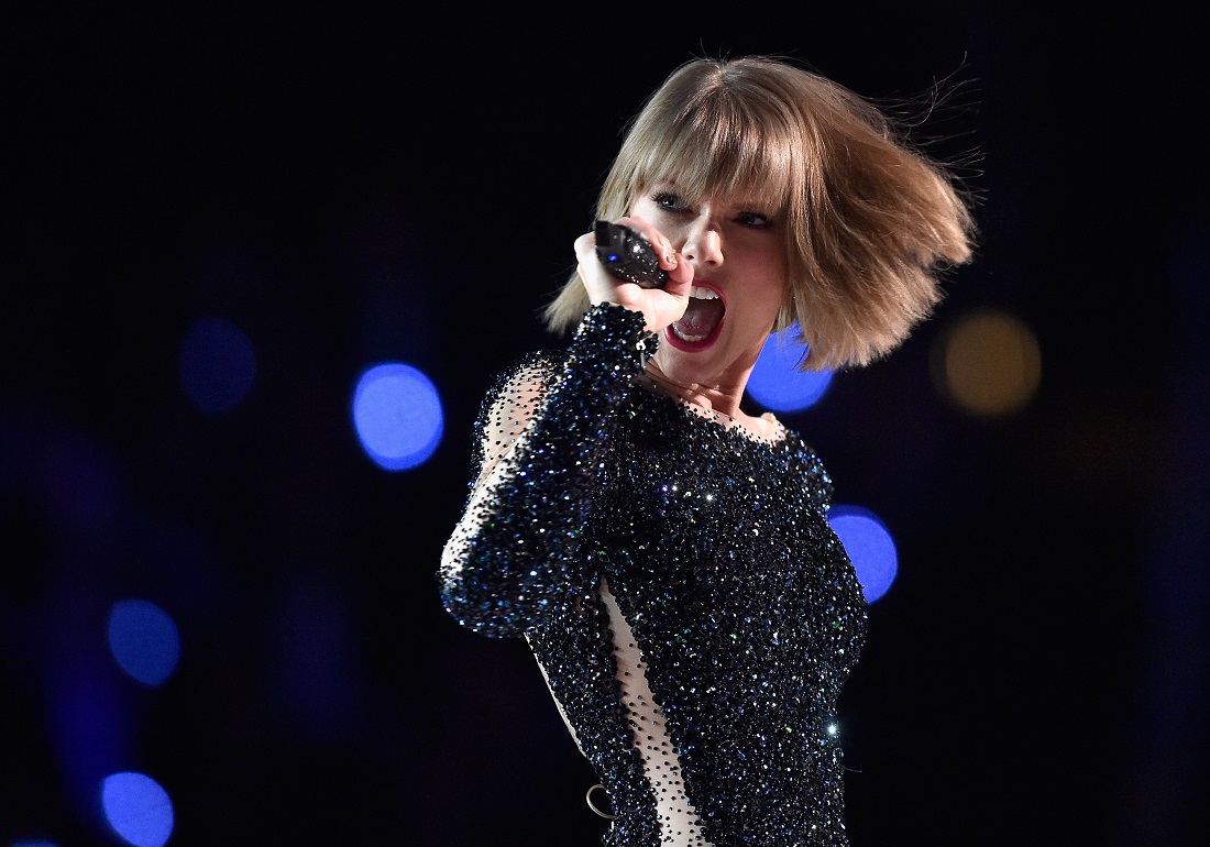 Taylor Swift, un milione di dollari alla Louisiana alluvionata Taylor Swift, un milione di dollari alla Louisiana alluvionata