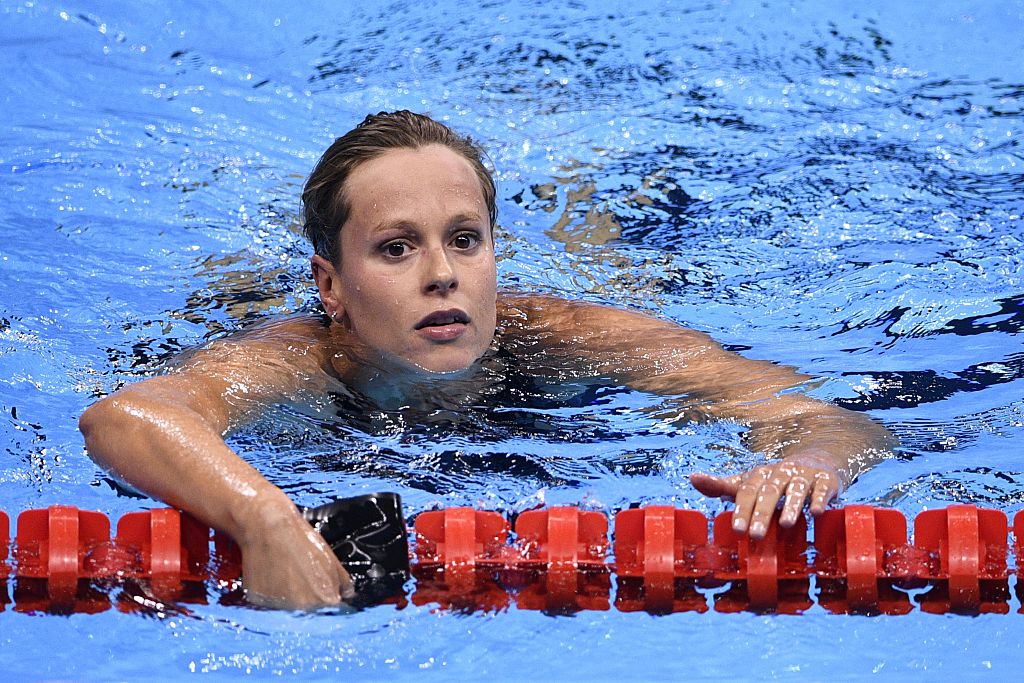 Federica Pellegrini, vacanza post olimpica con polemiche