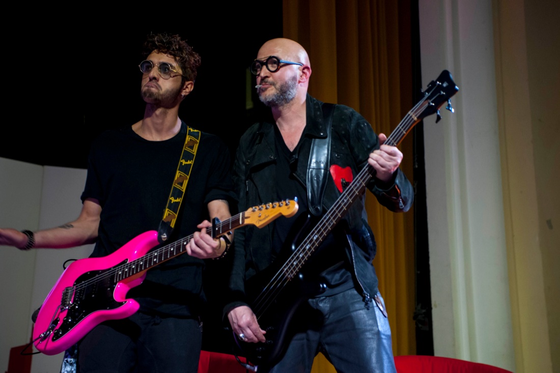 Saturnino: chinotto, anguria e rock and roll Saturnino: chinotto, anguria e rock and roll