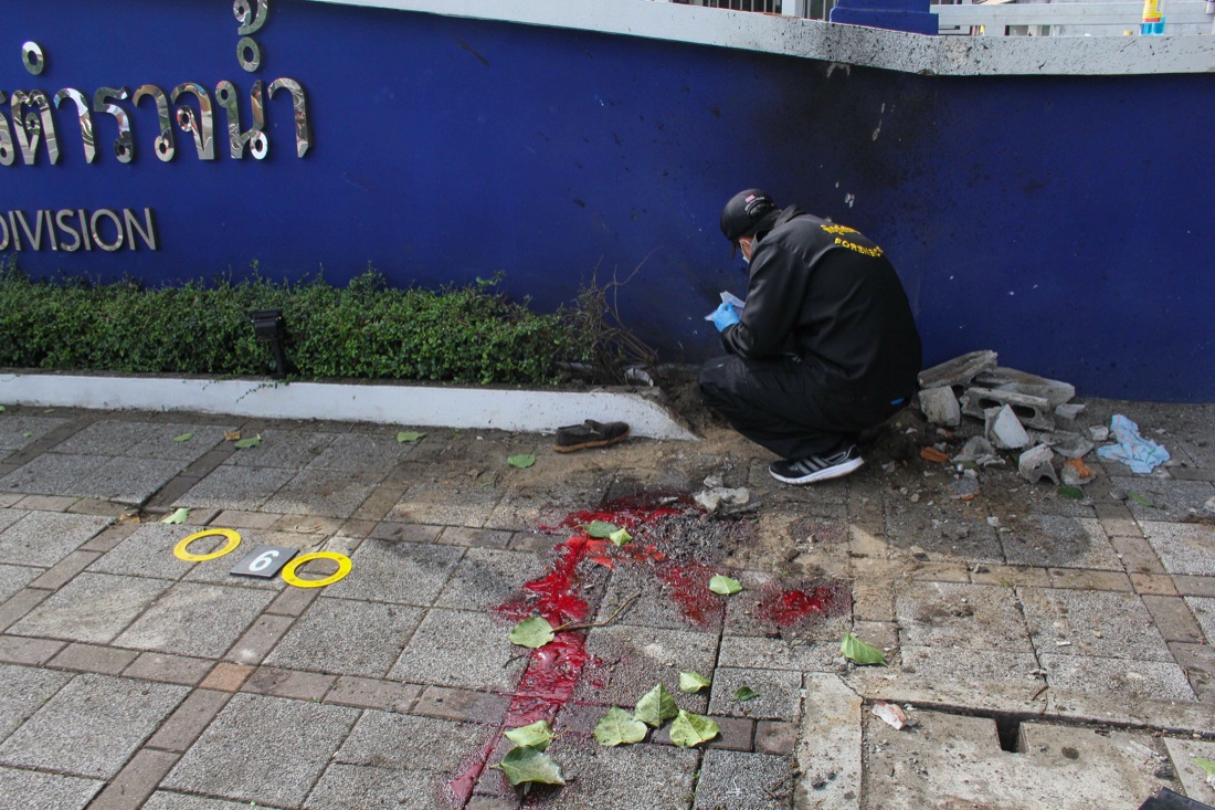 Thailandia: bombe tra i turisti, si cercano i responsabili – Foto e video Thailandia: bombe tra i turisti, si cercano i responsabili – Foto e video