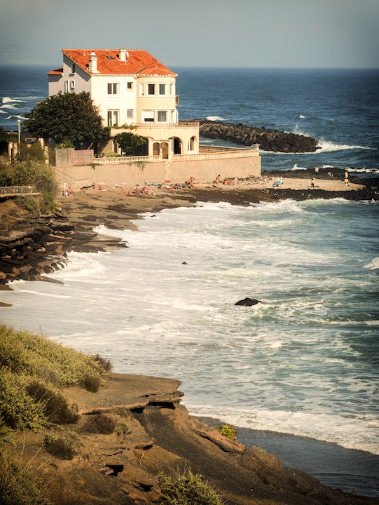 Estate 2016, scoppia la passione per il nudismo Estate 2016, scoppia la passione per il nudismo