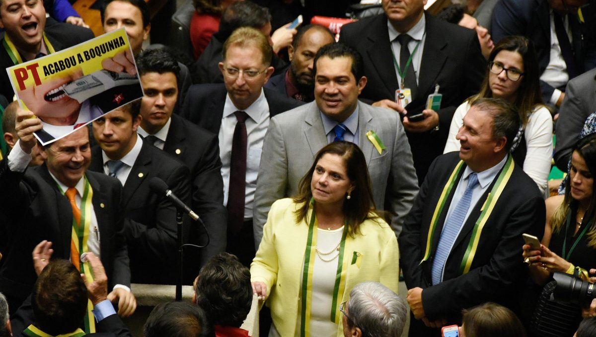 Galleria foto 'Brasile, verso l’impeachment di Dilma Rousseff: tutte le tappe' - foto 19