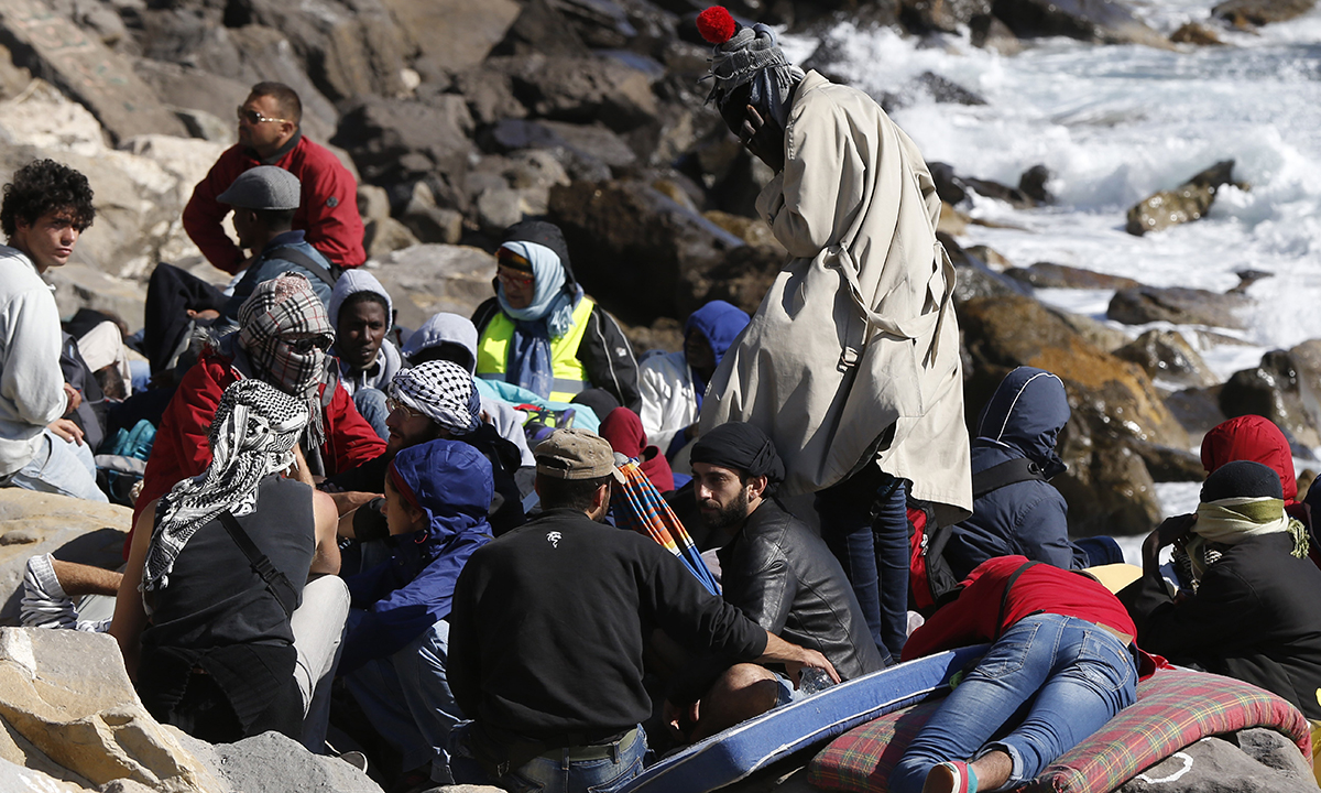 Migranti a Ventimiglia: un anno di proteste e sgomberi – Foto