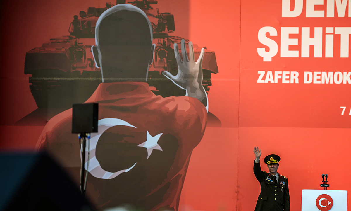 Galleria foto 'Turchia, un milione di persone in piazza con Erdogan – Foto' - foto 13