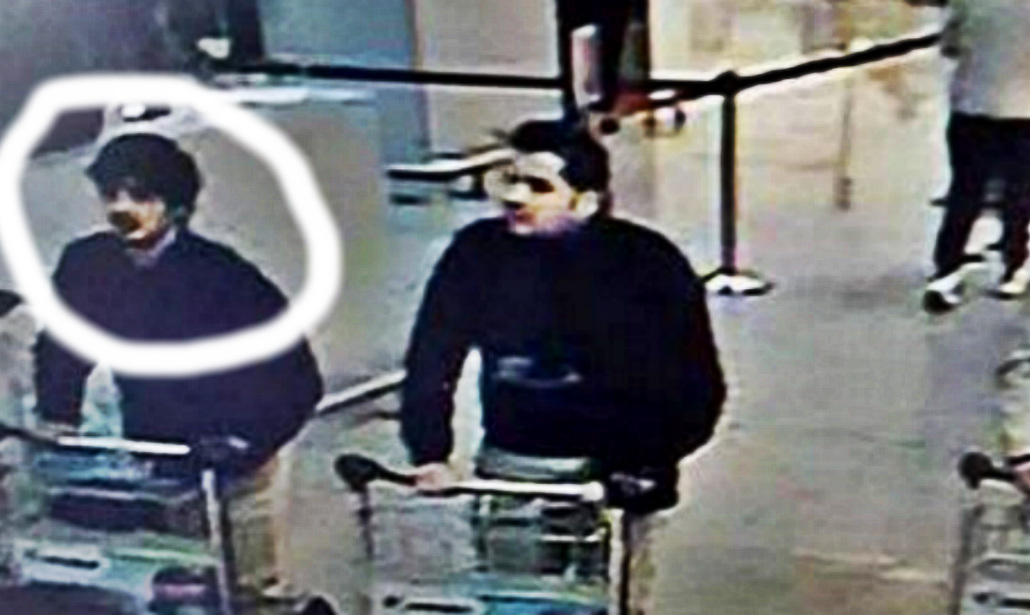 Isis, così si addestrano i terroristi che colpiscono in Europa Isis, così si addestrano i terroristi che colpiscono in Europa