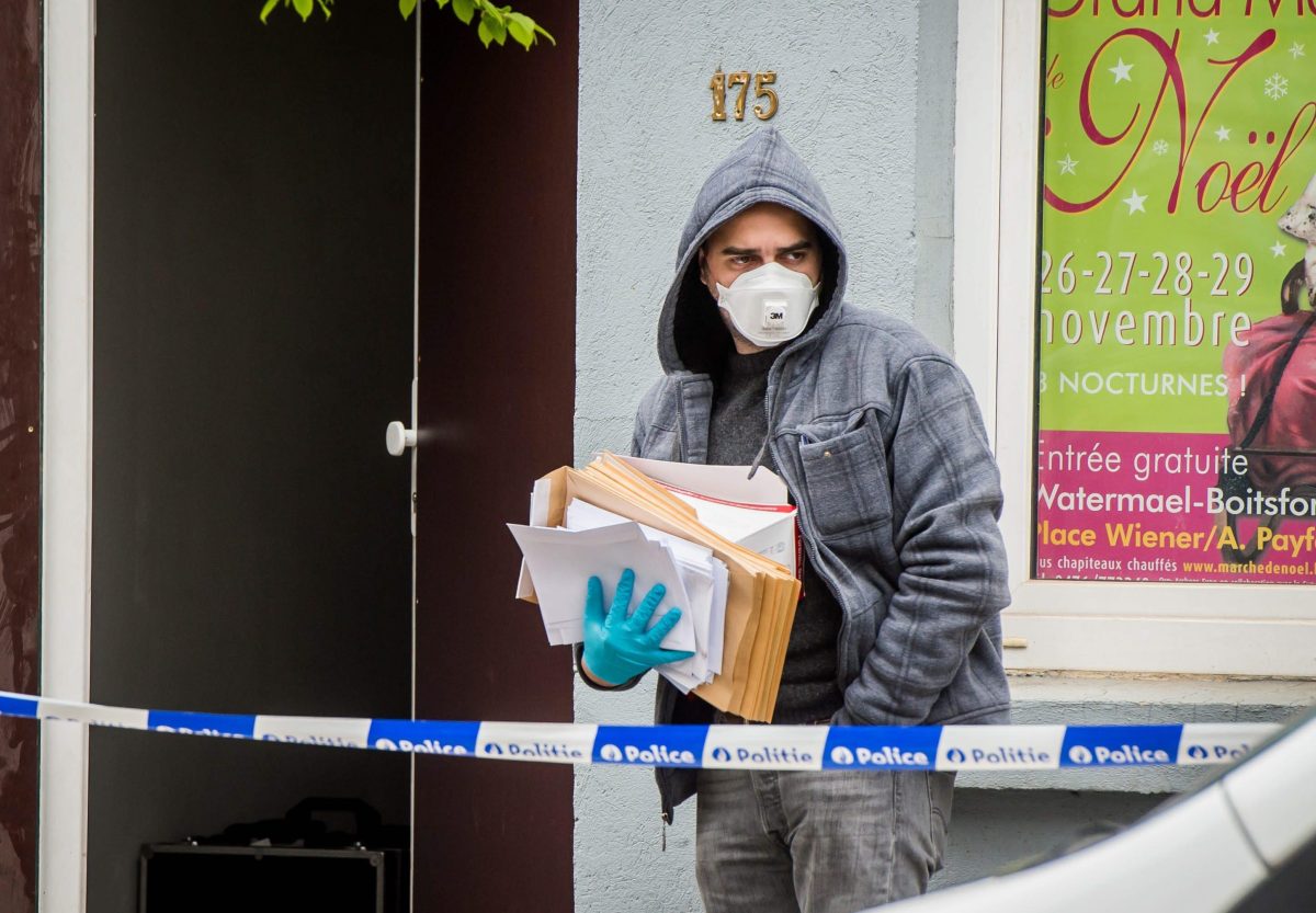 Isis, così si addestrano i terroristi che colpiscono in Europa Isis, così si addestrano i terroristi che colpiscono in Europa