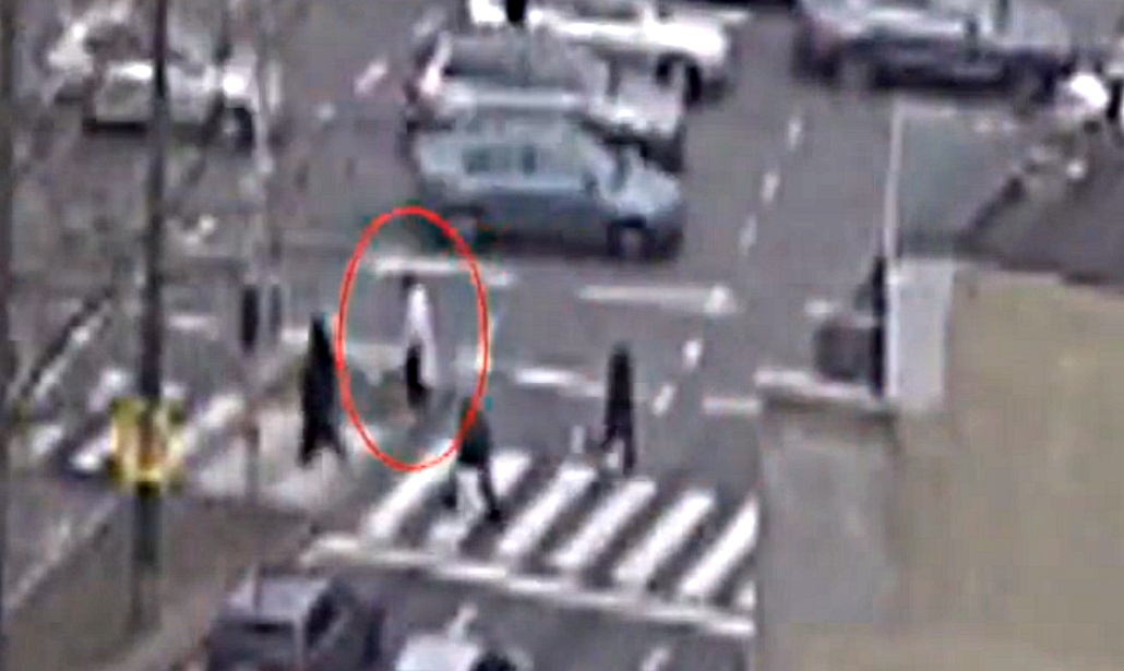 Isis, così si addestrano i terroristi che colpiscono in Europa Isis, così si addestrano i terroristi che colpiscono in Europa