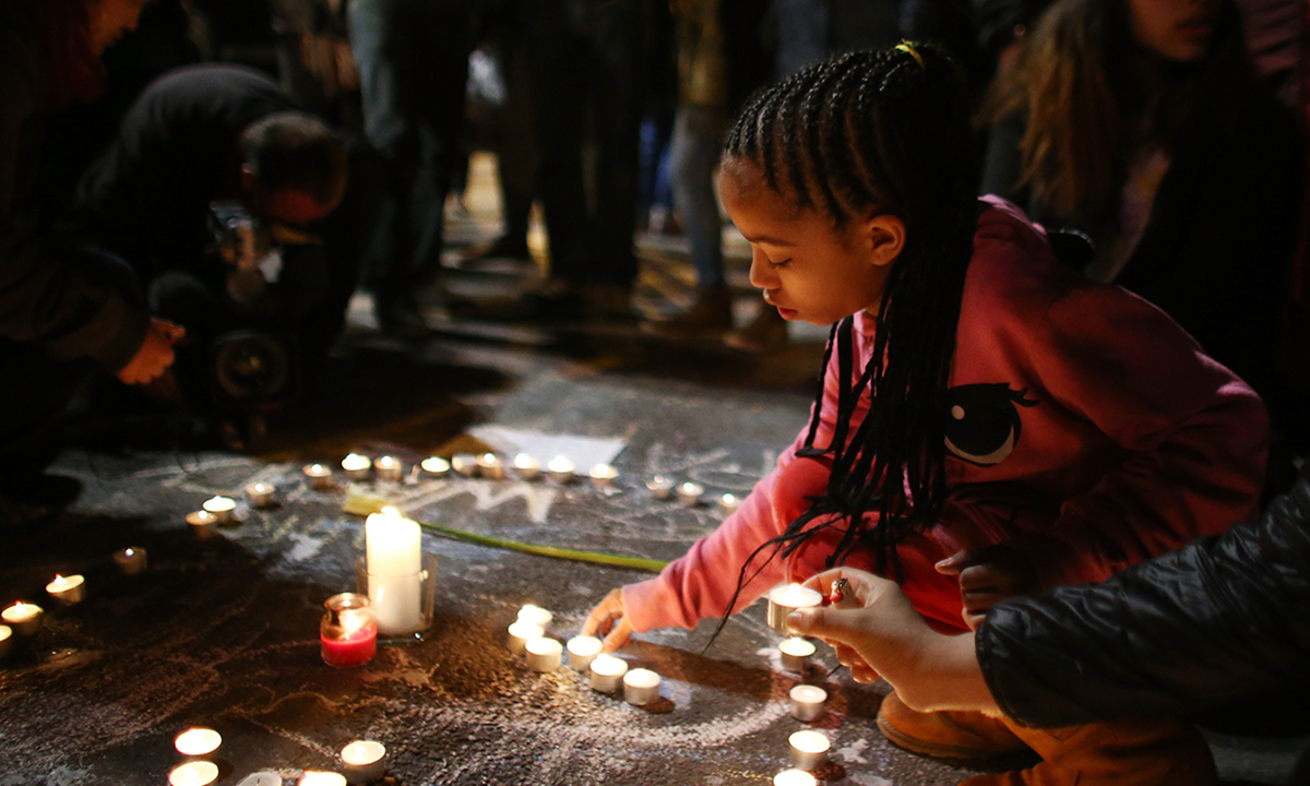 Isis, così si addestrano i terroristi che colpiscono in Europa Isis, così si addestrano i terroristi che colpiscono in Europa