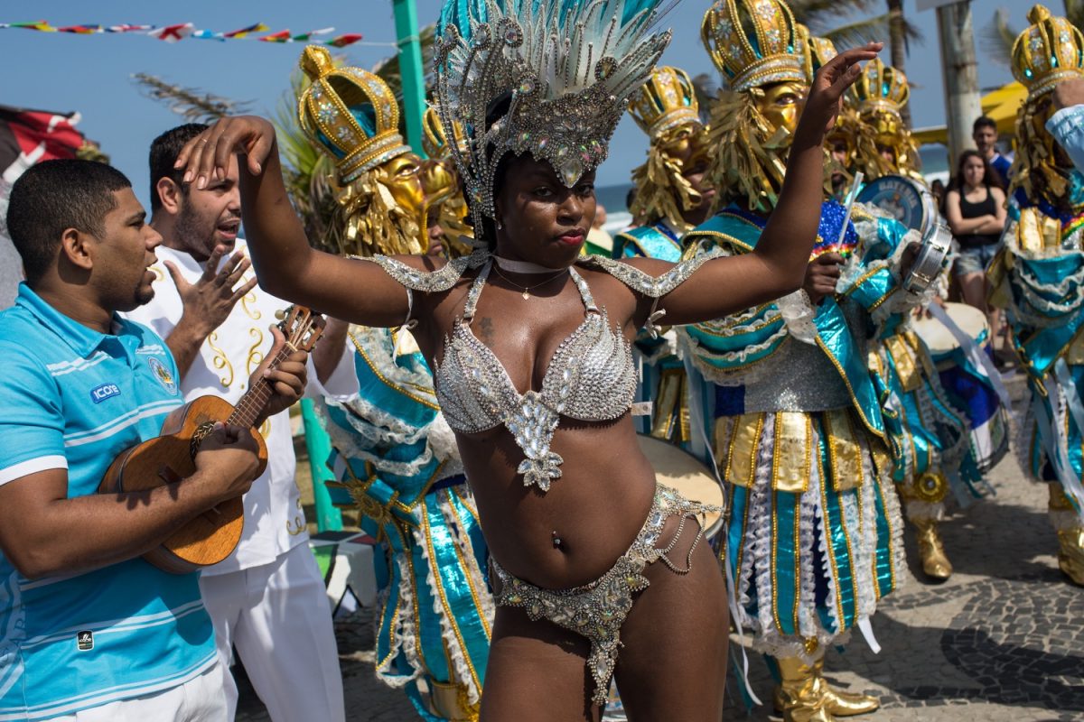 Galleria foto 'Rio 2016: la torcia sfila in città prima della Cerimonia d’apertura – foto' - foto 4