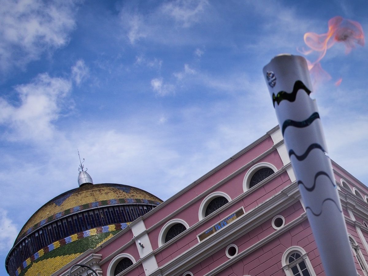 Rio 2016: la torcia sfila in città prima della Cerimonia d’apertura – foto