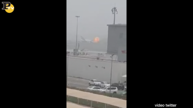 Incidente Aereo Emirates: l’esplosione |video