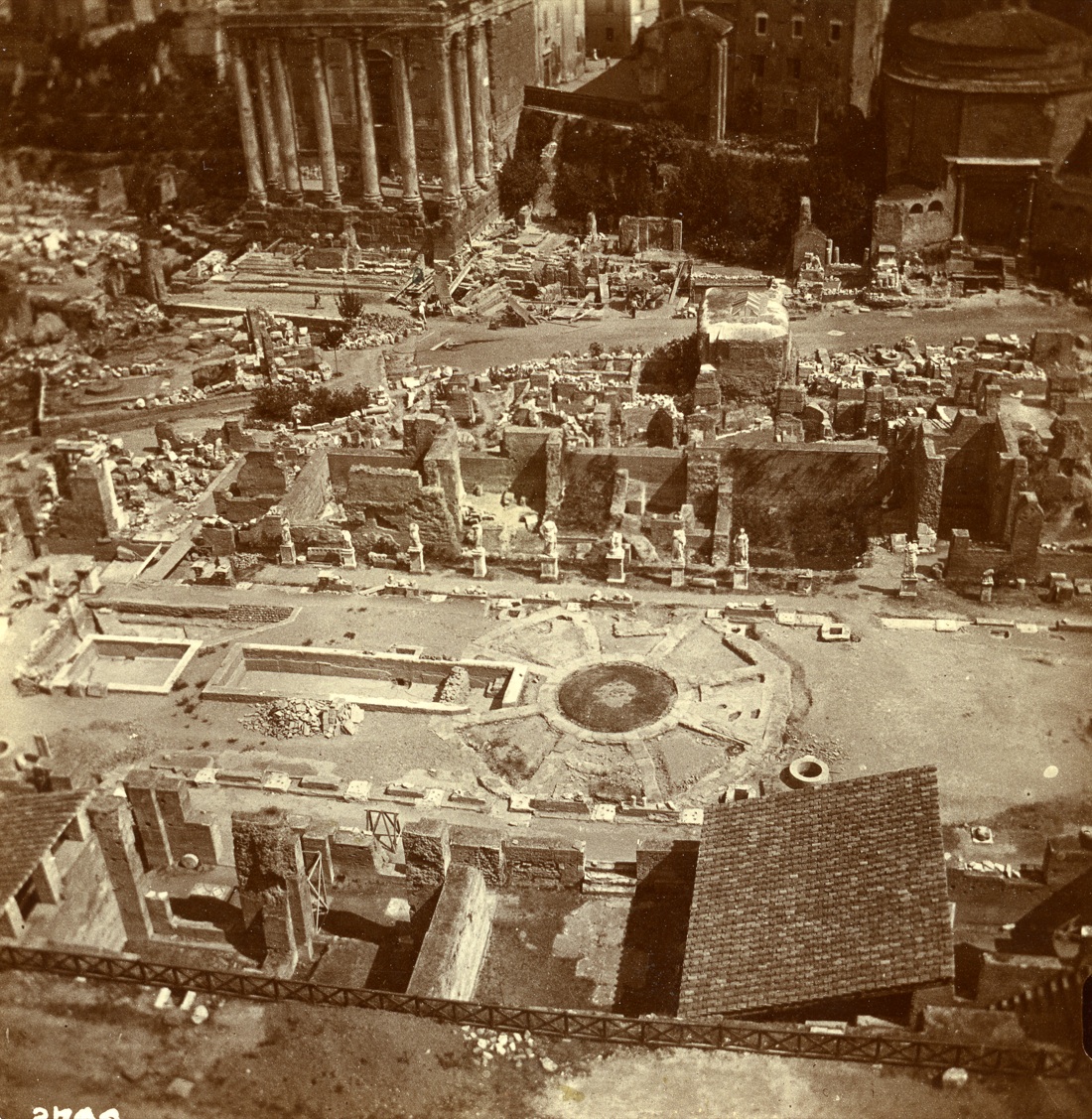 Roma ieri e oggi. Le foto più belle Roma ieri e oggi. Le foto più belle