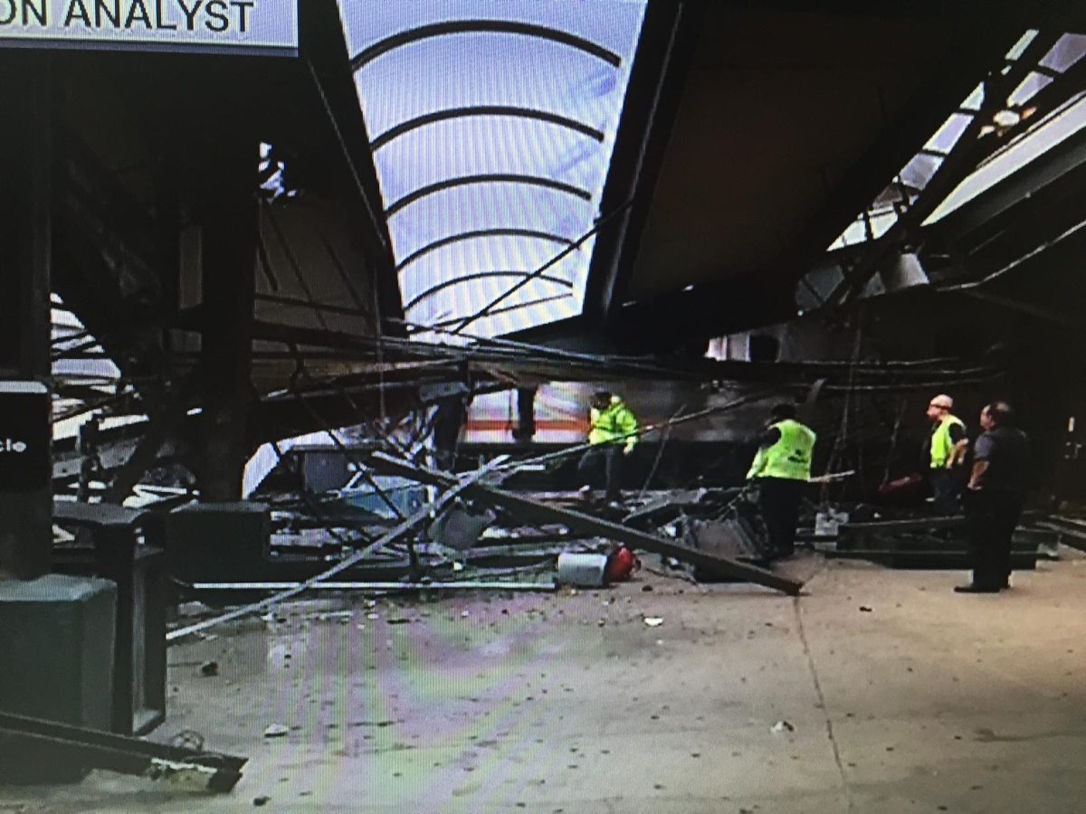 Galleria foto 'New Jersey, le foto del disastro ferroviario a Hoboken' - foto 19