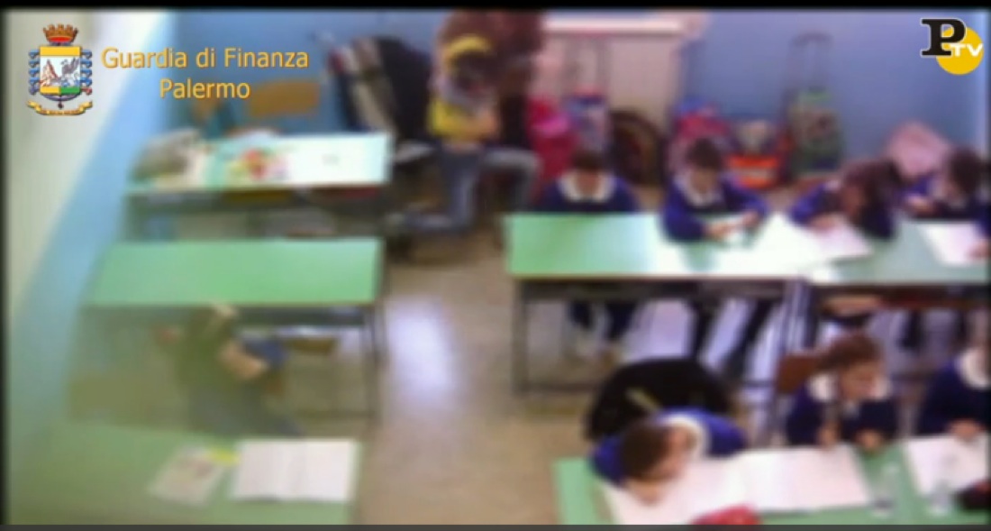 Violenze sui bambini, tre maestre arrestate – Foto e video