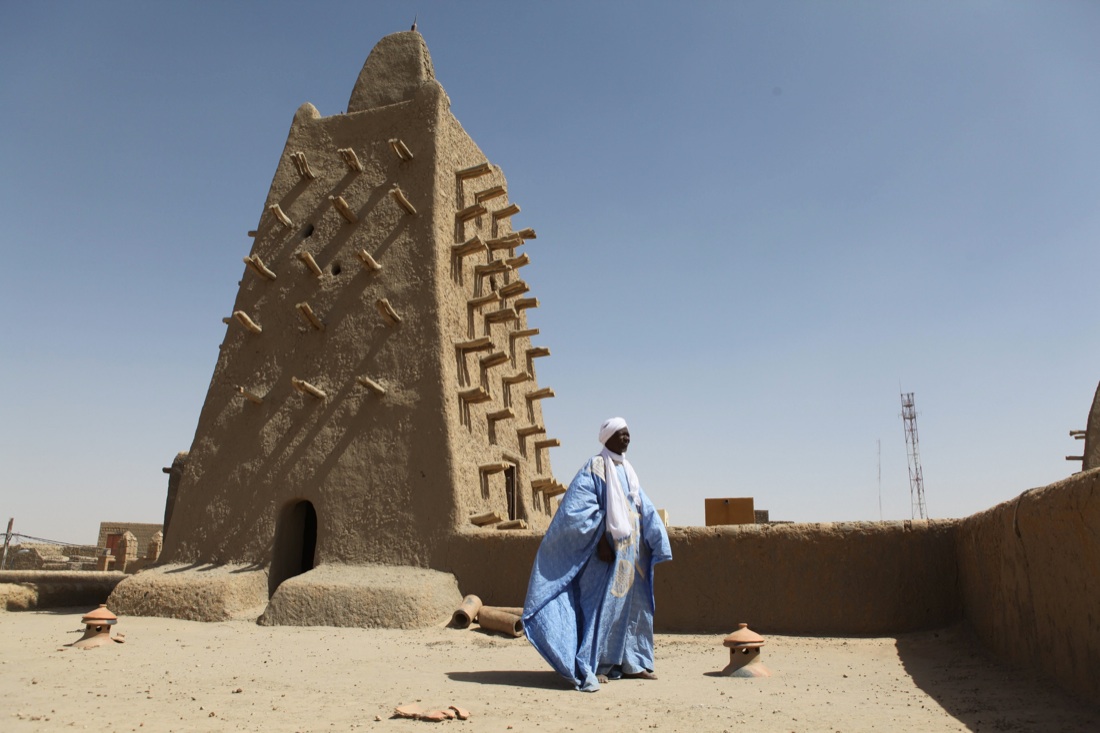 Condanna a 9 anni per l’islamista che distrusse moschee e mausolei di Timbuktu Condanna a 9 anni per l’islamista che distrusse moschee e mausolei di Timbuktu