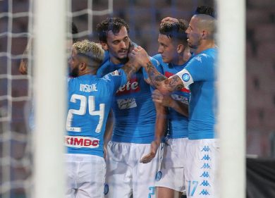 Juve e Napoli, duello. Roma e Inter si fermano