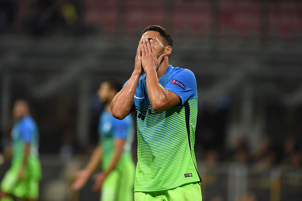 Inter, resa vergognosa (0-2) contro l’Hapoel. De Boer, tutto qui? Inter, resa vergognosa (0-2) contro l’Hapoel. De Boer, tutto qui?