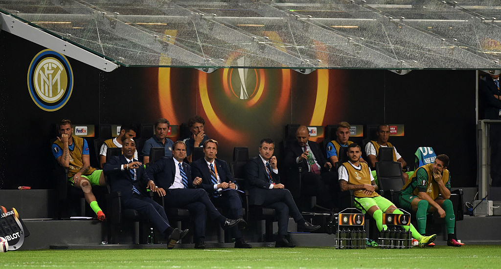 Inter, resa vergognosa (0-2) contro l’Hapoel. De Boer, tutto qui? Inter, resa vergognosa (0-2) contro l’Hapoel. De Boer, tutto qui?