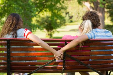 Sindrome da rientro, dopo le vacanze aumenta il rischio d’infedeltà