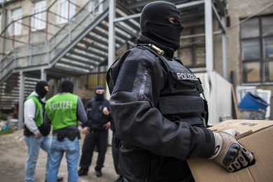 ISIS in Europa: cosa dicono gli ultimi arresti in Germania e Francia