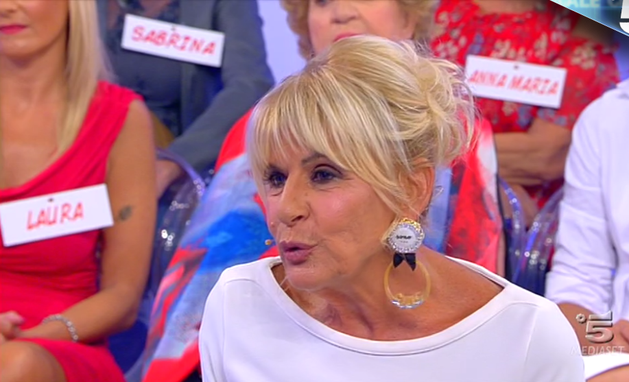 Uomini e Donne: è già scontro tra Tina e Gemma, la Galgani dice addio a Giorgio