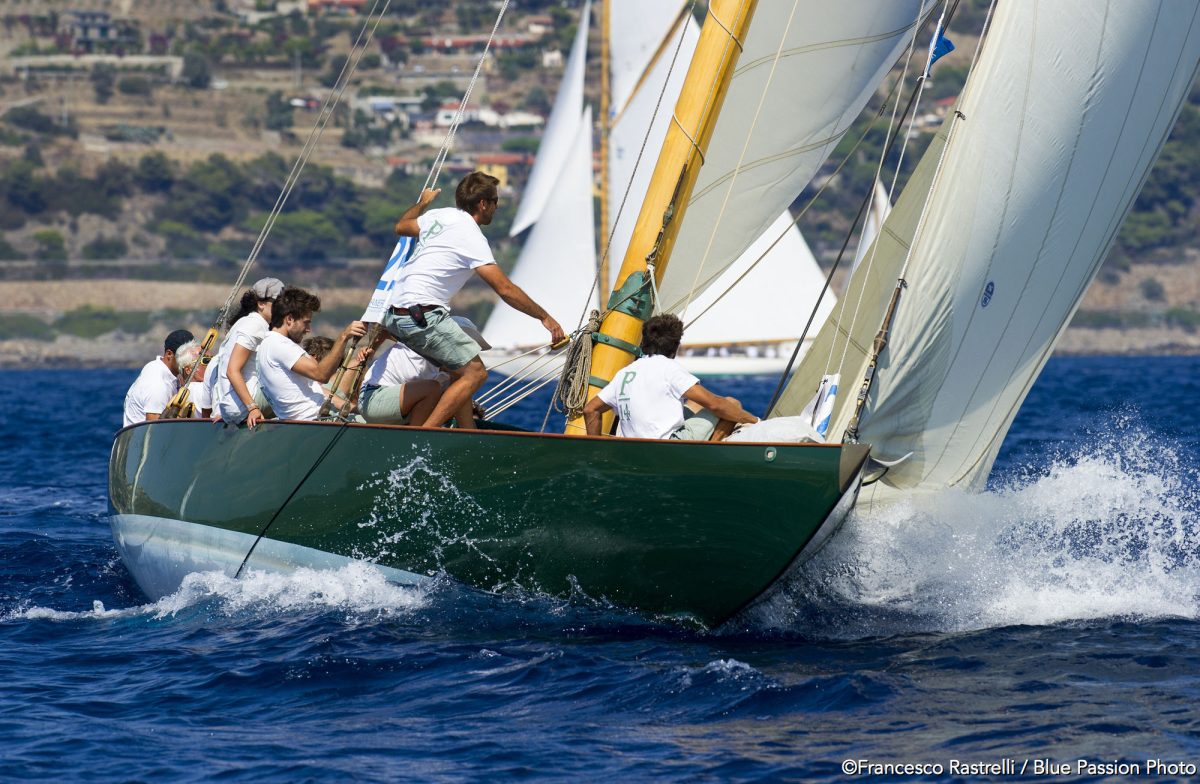 Galleria foto 'Trentesimo anniversario memorabile per Vele d’Epoca Imperia' - foto 59