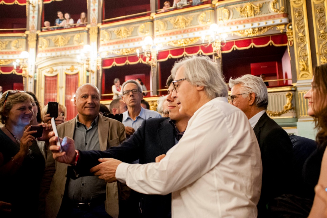 Panorama d’Italia in Costiera Amalfitana: bellezza, cultura, successo