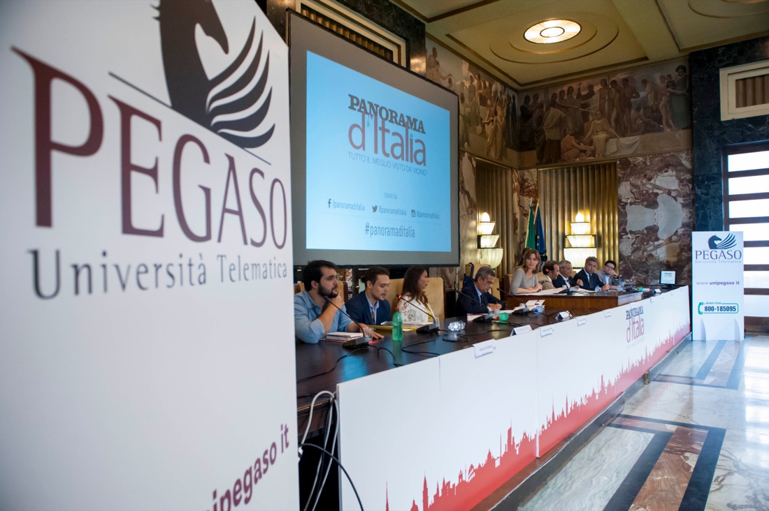 Panorama d’Italia in Costiera Amalfitana: bellezza, cultura, successo