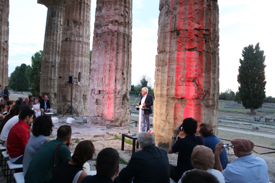 Panorama d’Italia in Costiera Amalfitana: bellezza, cultura, successo
