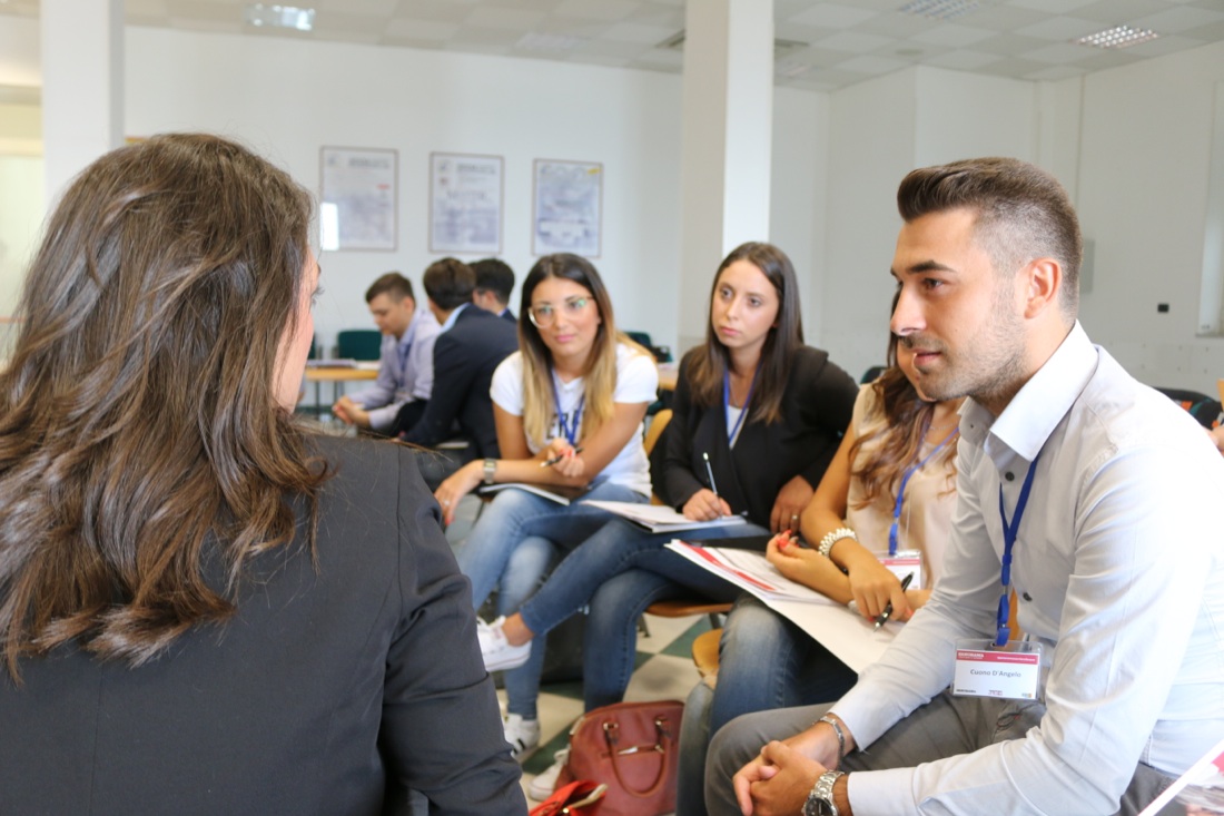 Panorama d’Italia in Costiera Amalfitana: bellezza, cultura, successo