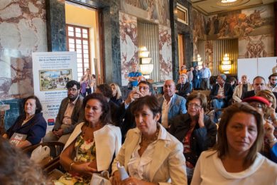 Panorama d’Italia in Costiera Amalfitana: bellezza, cultura, successo