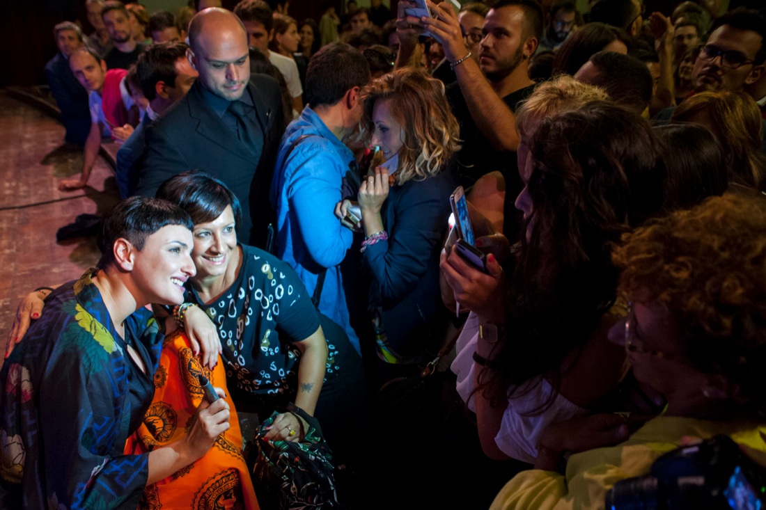 Arisa, da Salerno voce e sentimento – FOTO e VIDEO