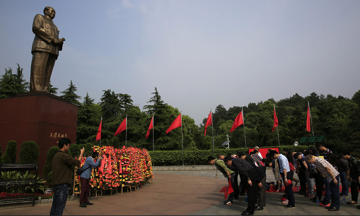 Cina, il culto di Mao Zedong 40 anni dopo la morte Cina, il culto di Mao Zedong 40 anni dopo la morte