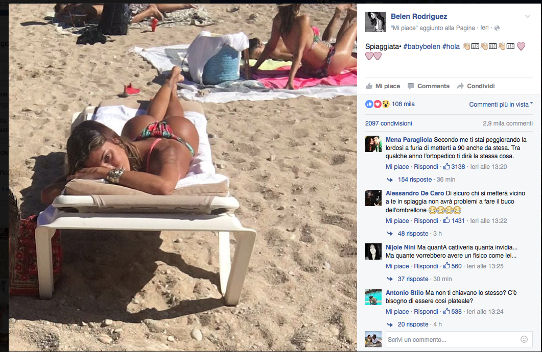 Belén Rodriguez e Andrea Iannone, fuga romantica in Grecia Belén Rodriguez e Andrea Iannone, fuga romantica in Grecia