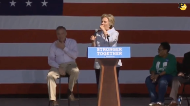 Hilary Clinton: violento attacco di tosse
