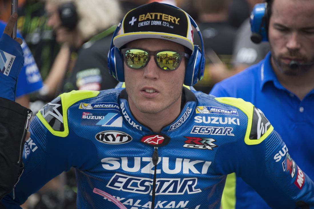 Vinales come Iannone: vince e saluta. E fa grande la Suzuki Vinales come Iannone: vince e saluta. E fa grande la Suzuki