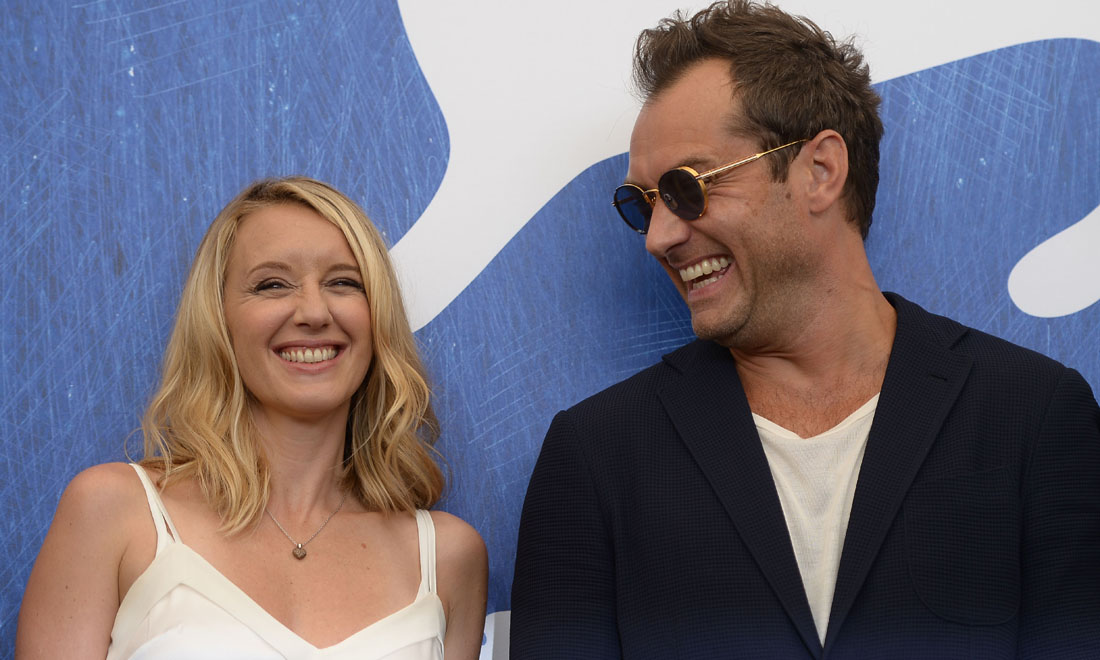 The Young Pope di Paolo Sorrentino a Venezia: magnificenza e oscurità