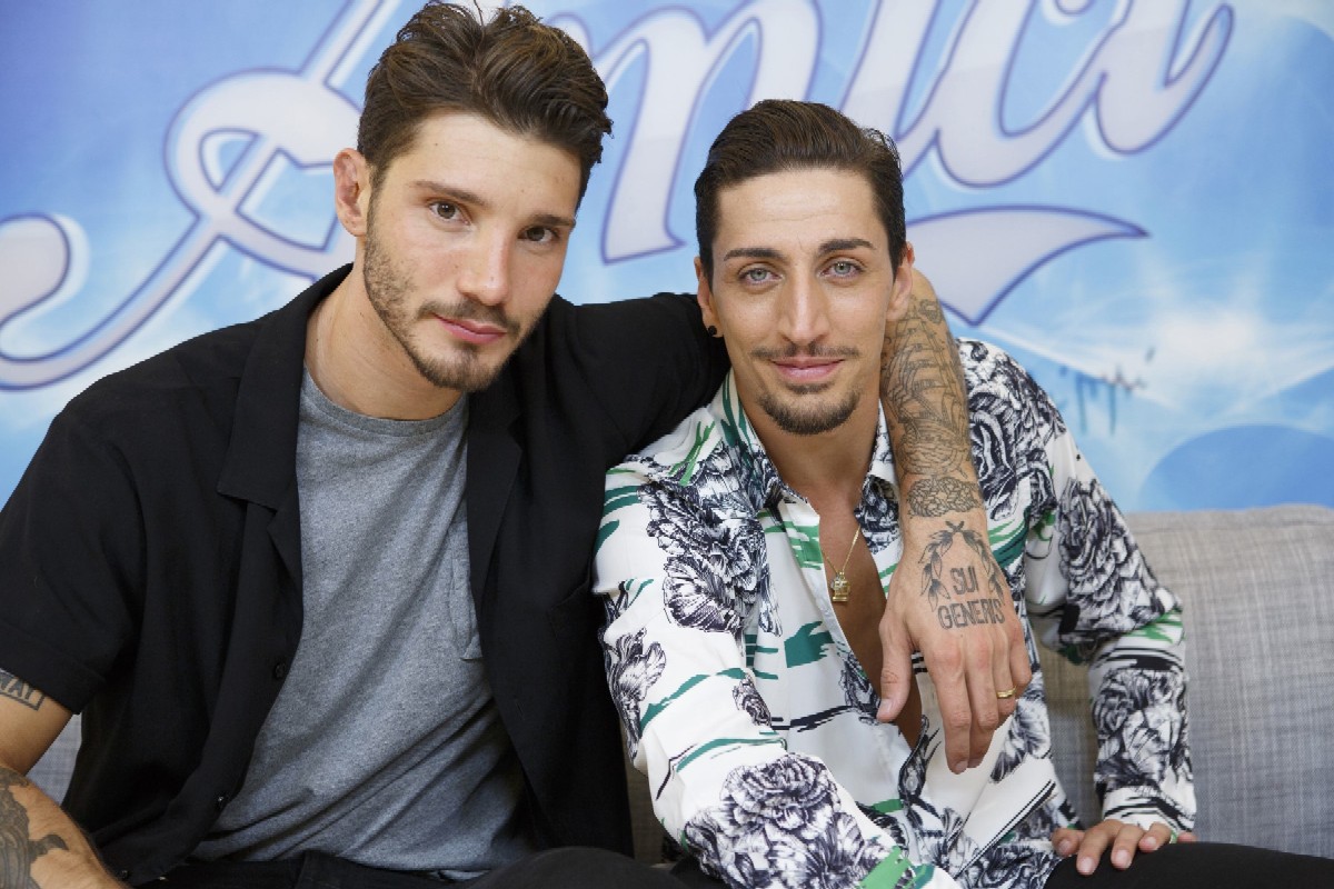 Amici 16: al via i casting con Stefano De Martino e Marcello Sacchetta Amici 16: al via i casting con Stefano De Martino e Marcello Sacchetta