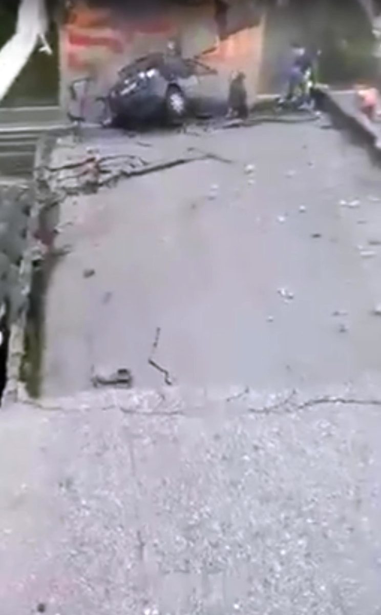 Annone: crolla un cavalcavia sulla SS36 Milano-Lecco, almeno un morto