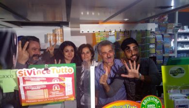 Superenalotto, è caccia al vincitore di 163 milioni di euro