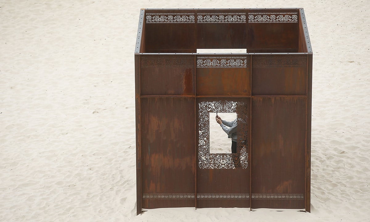 Sculture in riva al mare a Sydney – Foto