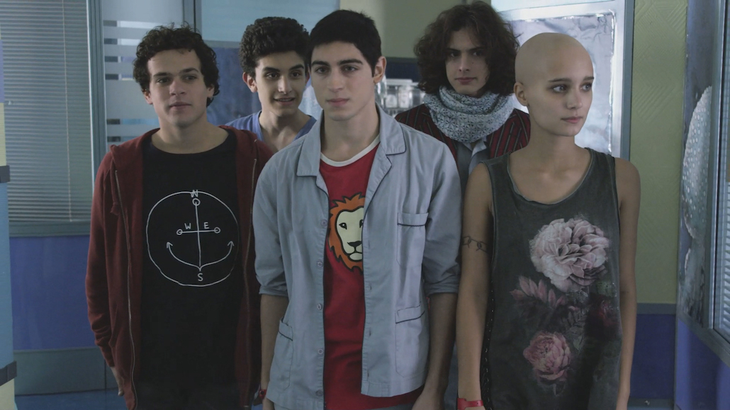 Braccialetti Rossi 3: brutte notizie per Leo e Bobo, Flam conosce la sorella Braccialetti Rossi 3: brutte notizie per Leo e Bobo, Flam conosce la sorella