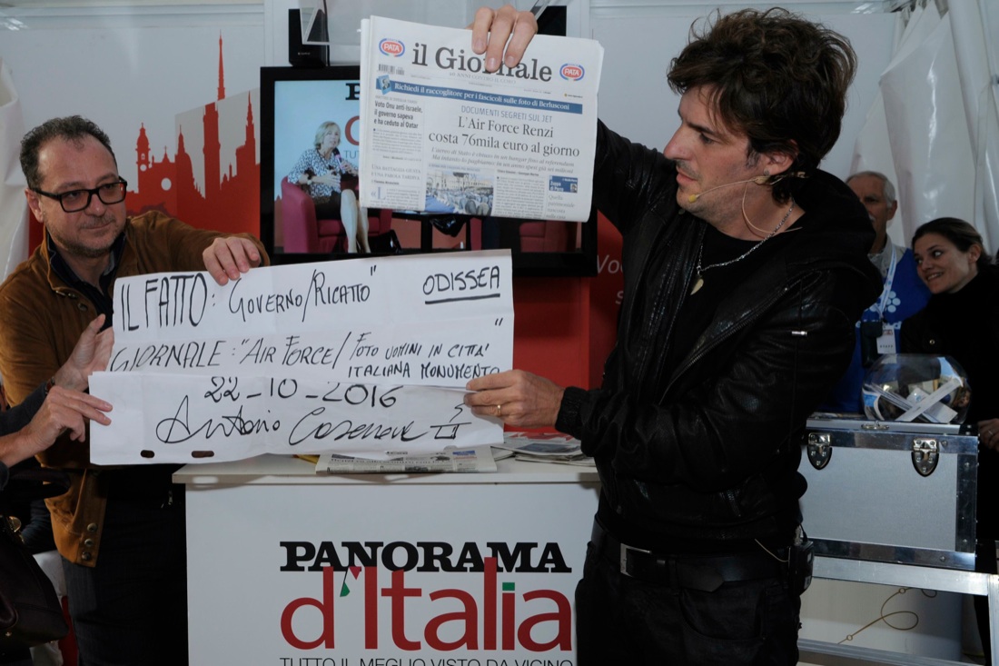 A Panorama d’Italia il mago Casanova si fa “medium dei media” A Panorama d’Italia il mago Casanova si fa “medium dei media”